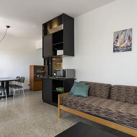 Twin Facing The Sea By Interhome Appartement